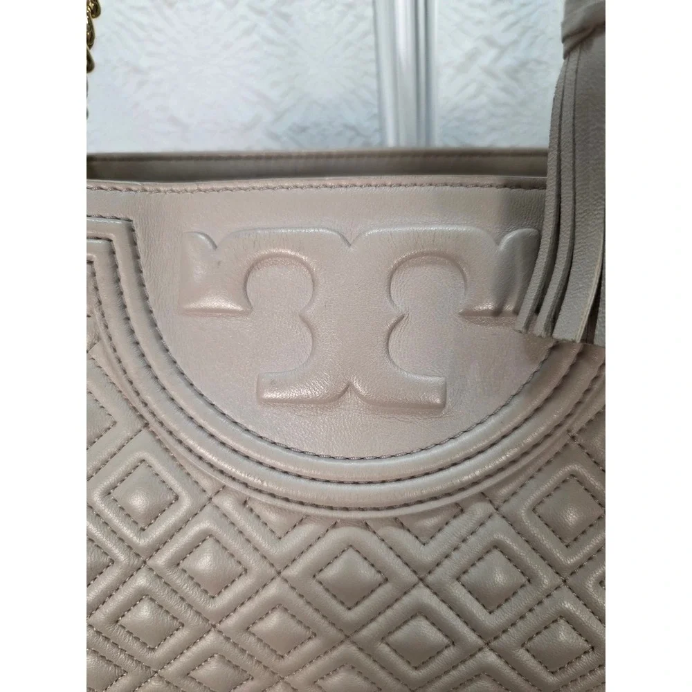 Tory Burch Fleming Tote Large Beige Good Quilted Leather Chain Shoulder Bag